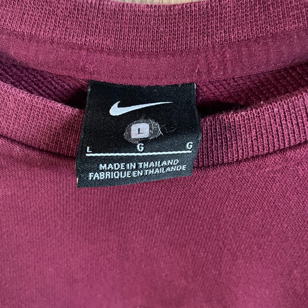 Nike Women's Burgundy Cropped Sweatshirt - Picture 4 of 4